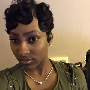 Meet your Posher, Keisha